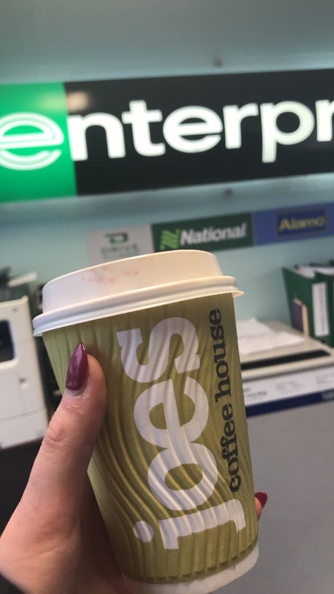 _millielow's tweet photo. Getting treated to a coffee from your branch manager as a thank you for all your hard work🤓💪 #workhardandrewardhardwork #sublime29 https://t.co/SSmdAGaw1d