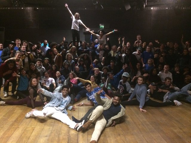 RoundhouseLDN's tweet photo. Young performers from around the world are in the building and rehearsing for their immense On Mass performance this Sunday! #OnMass https://t.co/m3HRztVPk4