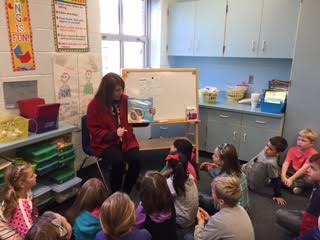 MrsBazzoni's tweet photo. We loved the book "How Many Ways..." that Mrs. Hall shared with our class this morning.  It fit well with our writing unit.  #readitglobal https://t.co/M26EWkrnyy