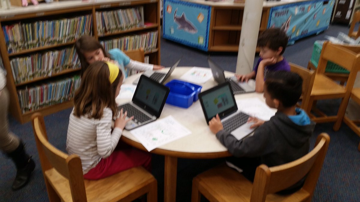 suzcogs's tweet photo. Animal Dictionaries in technology! #Mashpee #cogskids #team166 @GoogleForEdu https://t.co/385ELNuQVx