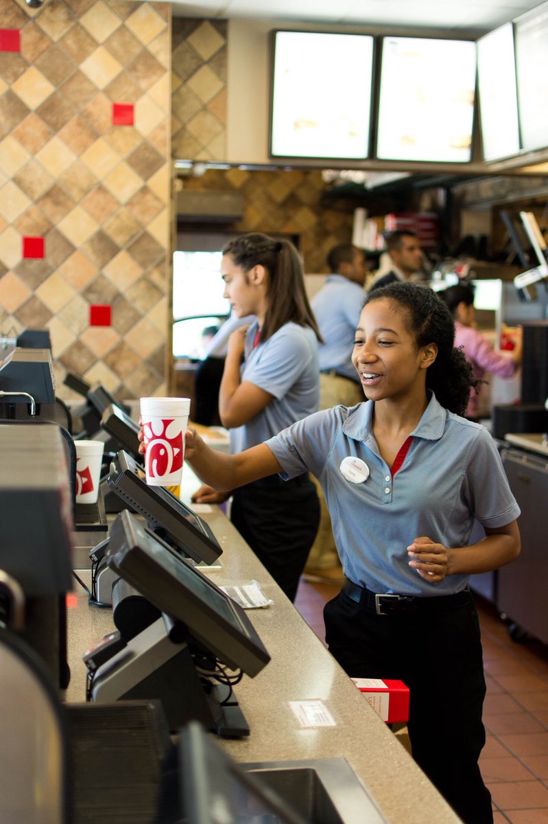 FoxValleyCFA's tweet photo. Have a fantastic Tuesday! Stop by for breakfast, lunch or dinner today! #EatMoreChikin https://t.co/umXz1vXpkV