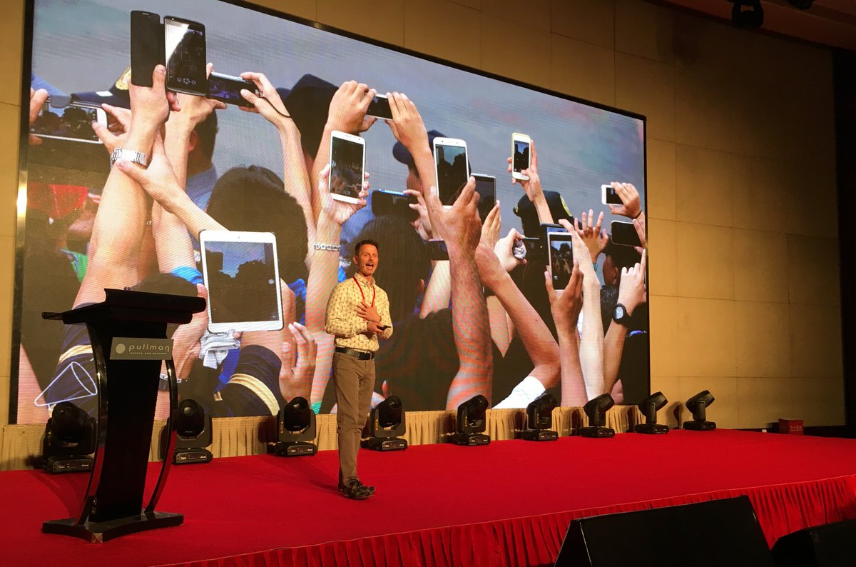 FORRECdesigns's tweet photo. James Anderson, Lead Creative Director, speaking at @TEA_Connect #SATE2017 Asia. It’s all about authenticity in storytelling. https://t.co/QkrtyBs2a6