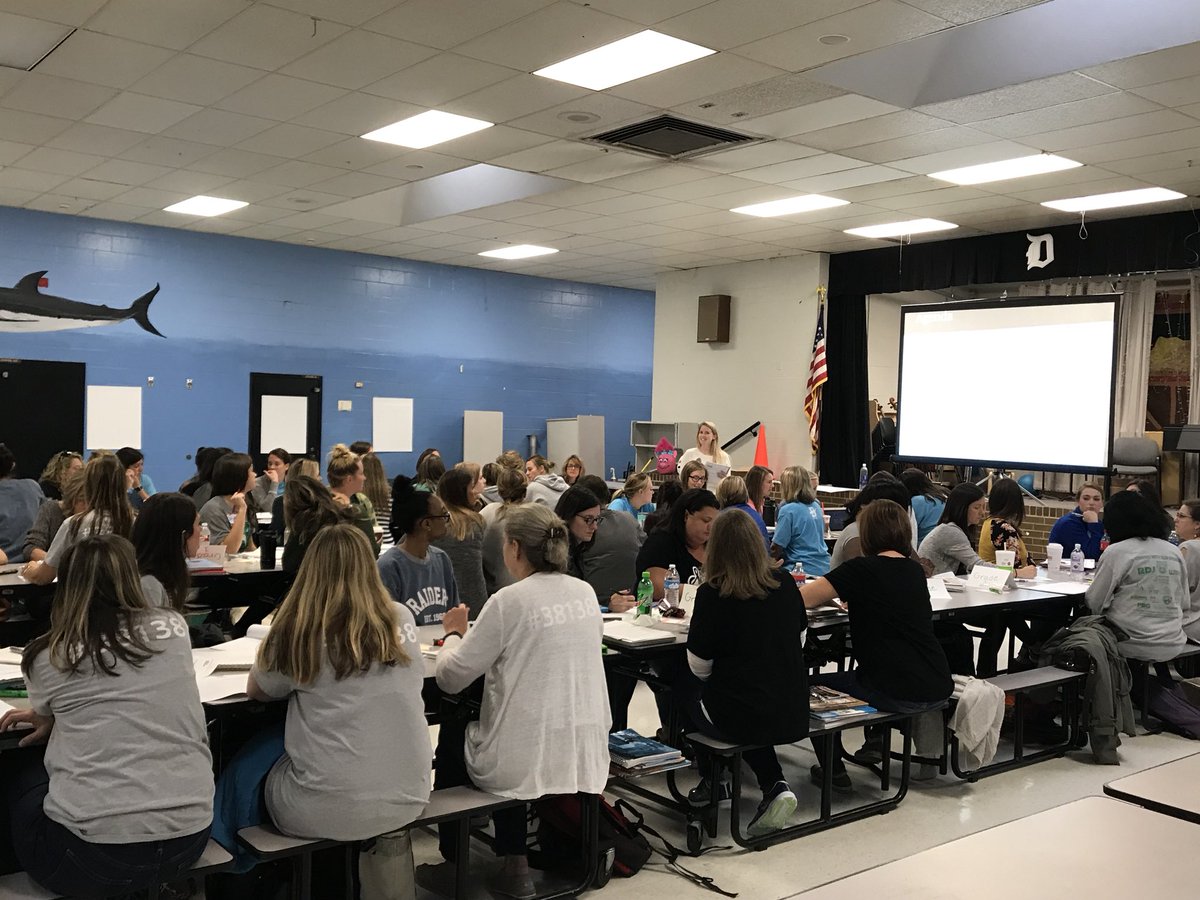 dstovall82's tweet photo. It’s a great day for PD in GMSD. @GMSDPd @gmsdk12 https://t.co/AlhRZq7Ndj