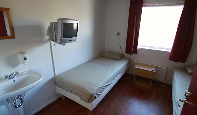 Hostelman's tweet image. Hostelsman's #hosteloftheday is Höfn Hostel, #Iceland (🇮🇸)

hostelman.com/places/iceland…

More hostels on Hostelman at hostelman.com

#Hofn #Hoefn #hostel #hostels #hotel #hotels #backpacking #travel #travelling #traveling #sightseeing #accommonadtion