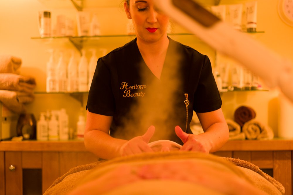 Heritage Beauty <a href="/NowtonCourt/">NowtonCourtVillage</a> Bury St Edmunds.
Christmas Gift vouchers available.
All treatments unisex.
Call 01284-846800 
#nowtonpark