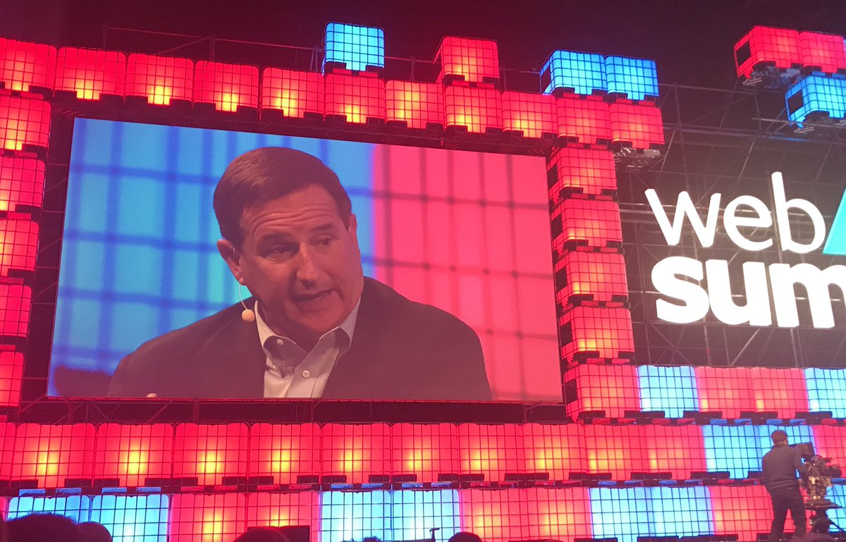 amandajobbins's tweet image. Great to see super keynote from @MarkVHurd @WebSummit #Oraclecode #oraclemarketingcloud