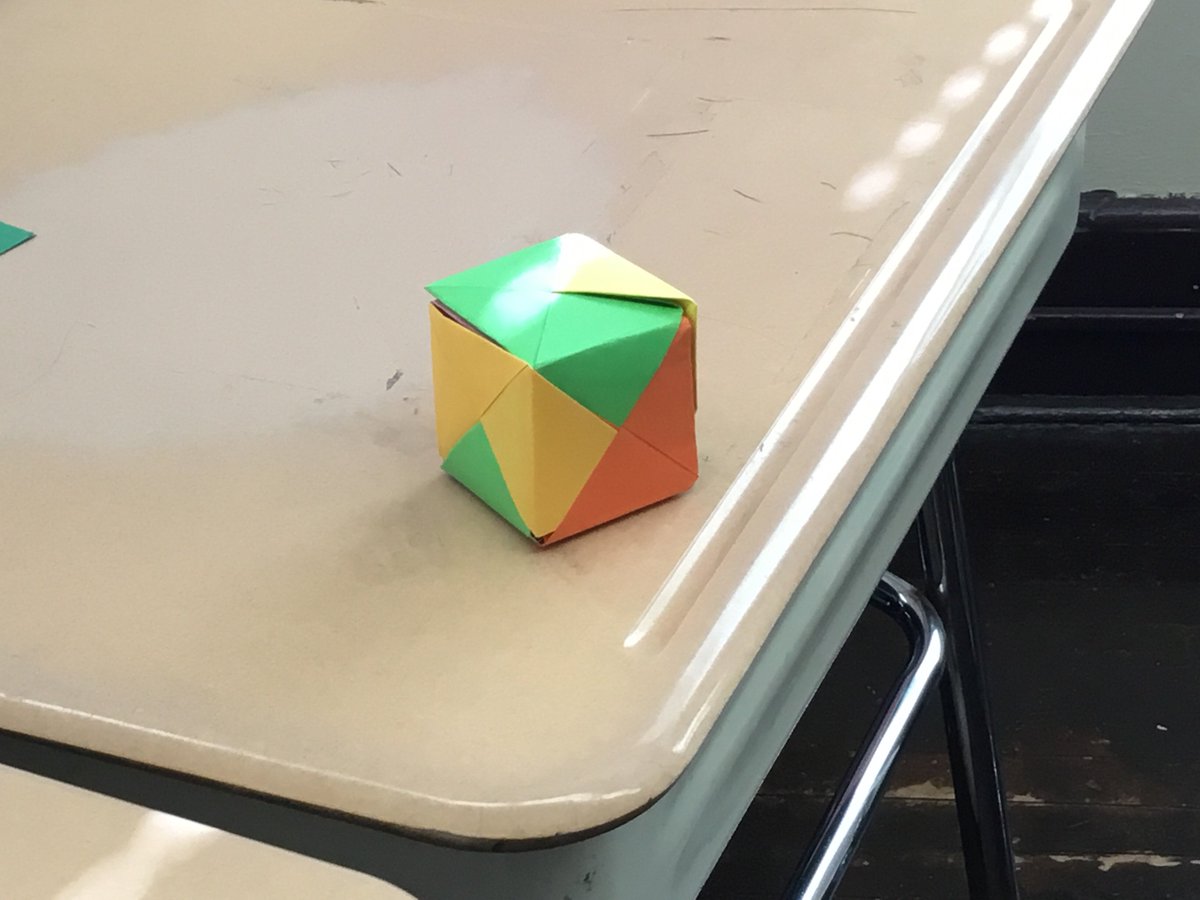 Origami <a href="/BayonneBOE/">BayonneBOE</a> #baytechcon #beetechready #beeallin #iwaswrongitsnotabird