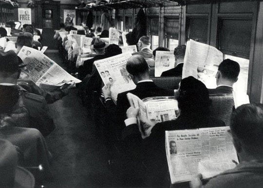 Pumplady55's tweet photo. Seems our #antisocialhabits of today are #deeprouted #newspapers #phonesaretodaysnewsvehicles https://t.co/eY0kdtcx7e