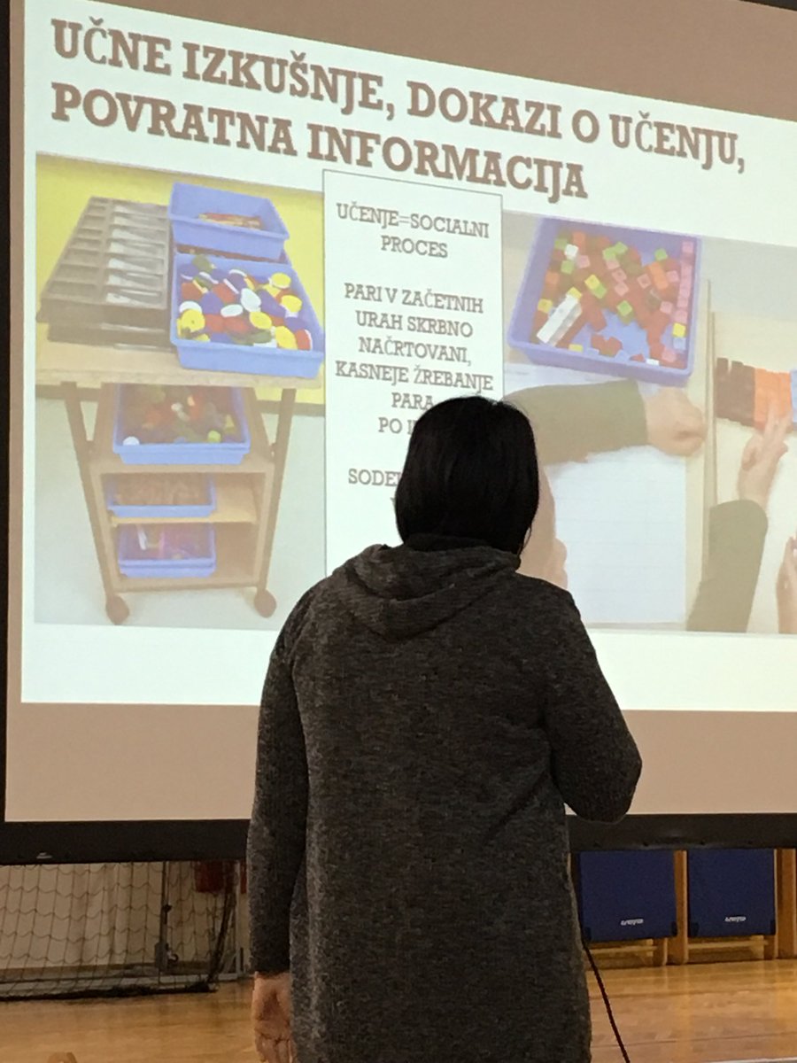 LeonidaNovak1's tweet photo. Andreja Žinko o učenju poštevanke na študijskem  srečanju RP #študijske @razrednipouk @MihaelaKerin @MartaNovak12 @matljub @zrss_si https://t.co/YVZqDmopfY