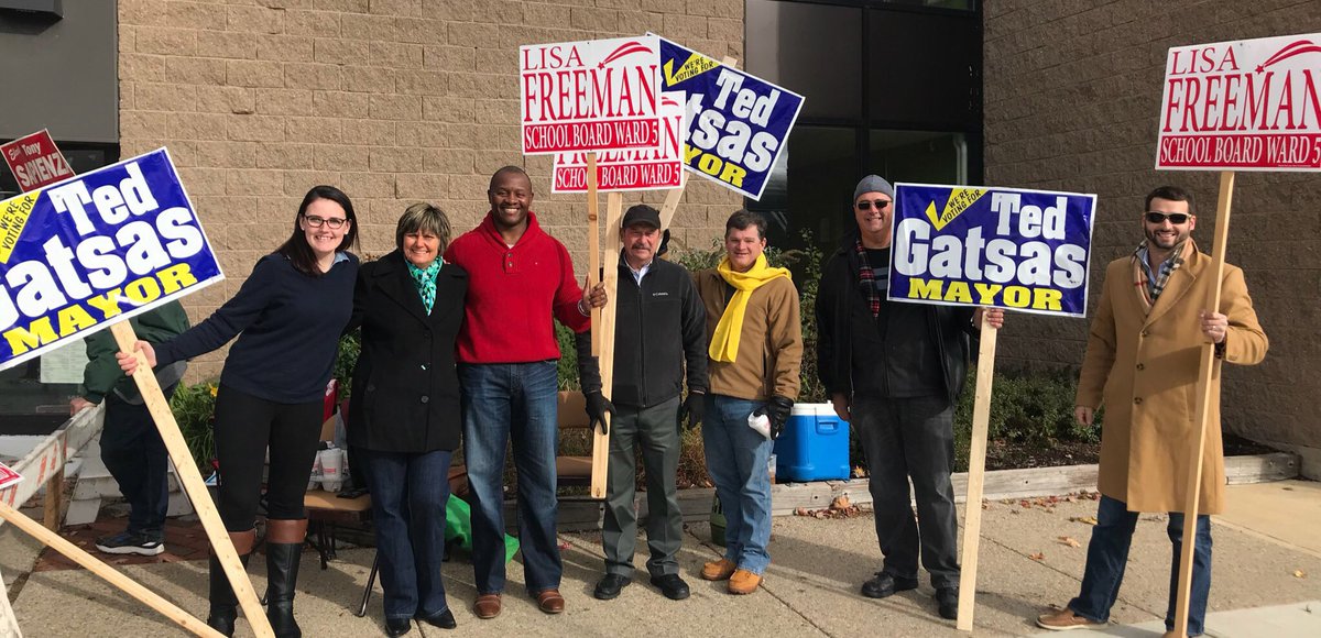 NHGOP's tweet photo. Great group in Ward 5 for @Gatsas4Mayor and @lisamfreeman1! Polls are open until 7pm! #nhpolitics #LeadRight #mht https://t.co/2aayg9QCDK