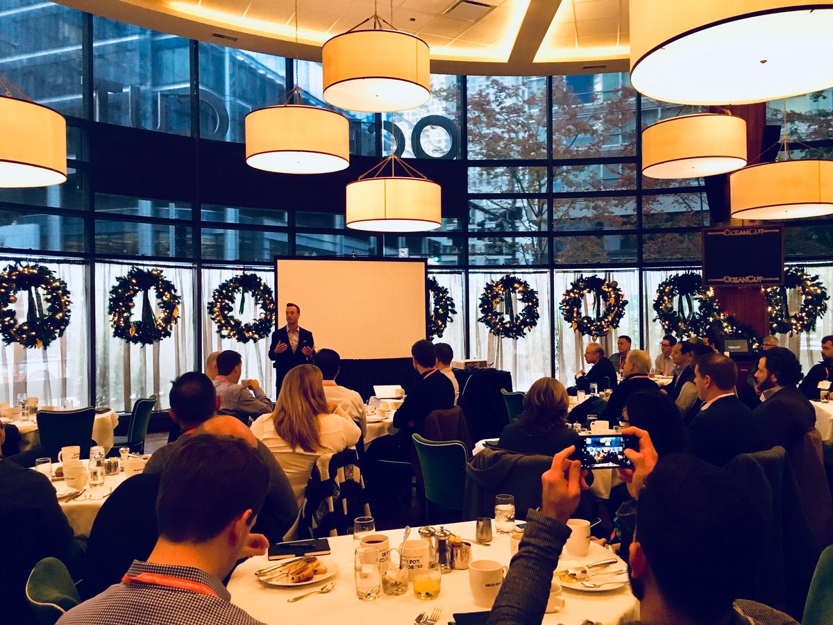 KristiDula's tweet photo. .@craigwortmann drops some knowledge on #Chicago VCs at @SalesAssembly and @TechweekInc ‘Scaling Early-Stage Ventures’! Incredible morning! https://t.co/2w9Awfx8wY