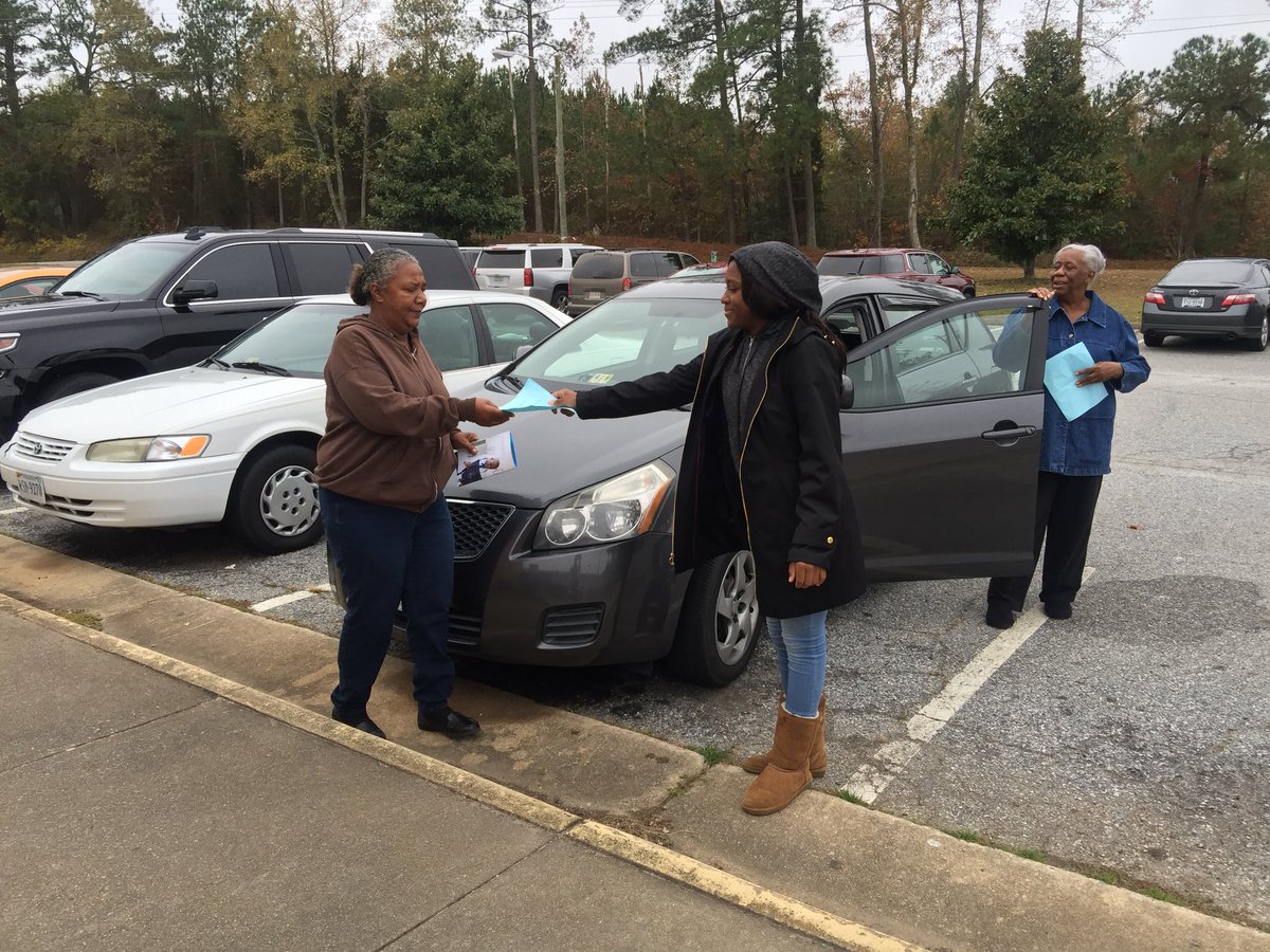 tabiffy's tweet photo. Proud principal with #BHSStudent @BHSBulldogsbcps doing her civic duty @ the polls. #Election2017 #makingadifference https://t.co/6PxHYO53Sj