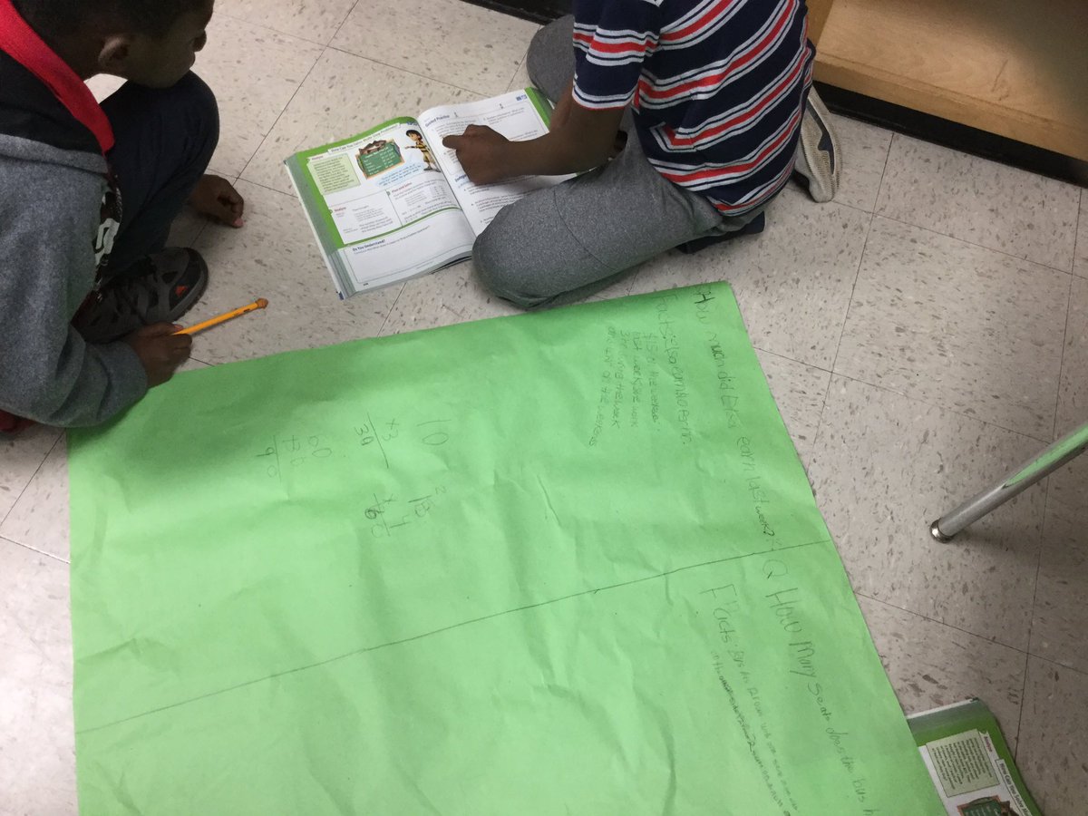 SharpJ4thNISD's tweet image. Students collaborate to solve multi-step word problems! #CNEpawsup