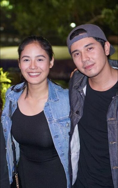 rjpales's tweet photo. Yung kilig na kilig ka dahil tern sila ng damit... ππ#TPOFTheReturn https://t.co/akS0CjwpT0