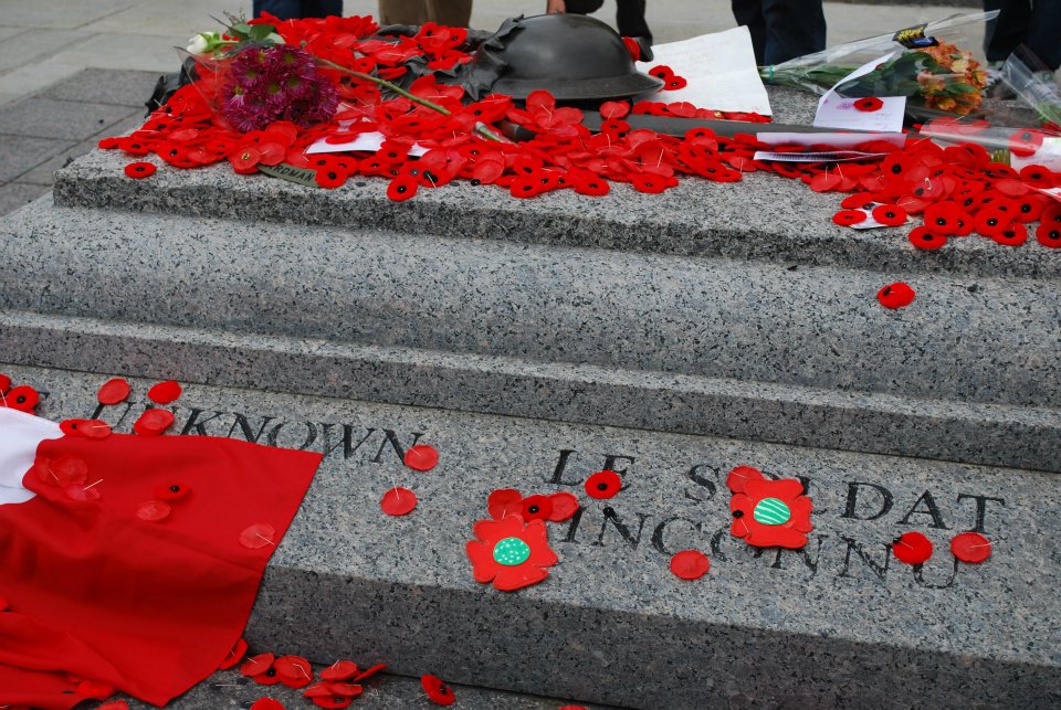 nhuntlaw's tweet photo. 11 Days of Remembrance @CanadaRemembers Day 6: Cenotaph or Memorial #canadaremembers  Ottawa 11-11-11 https://t.co/IEyrUwUWn3