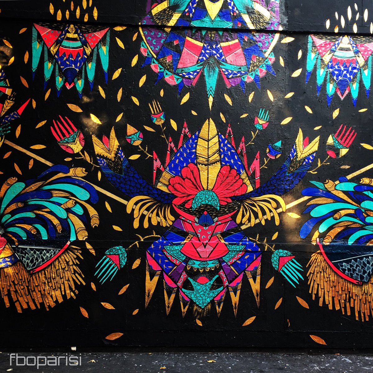 fbofred's tweet photo. #StreetArt #placeverte #oberkampf / #paris 11 https://t.co/ghbIBmNQFA