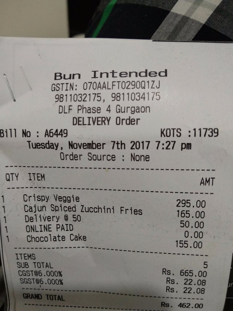 Sailesh2225's tweet photo. @Zomato @ZomatoIN @bunintendedIND Plz help me with the calculation on this bill. https://t.co/RjXrqaVJO8