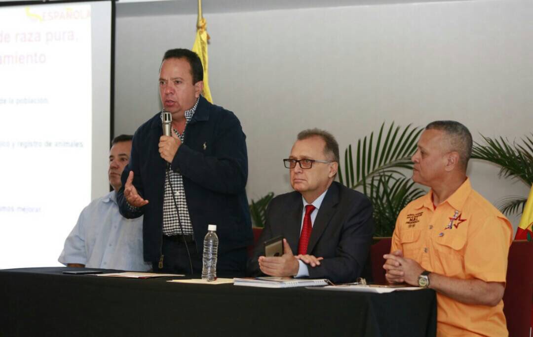 RMarcoTorres's tweet photo. #06Nov participamos en la Conferencia sobre el desarrollo de las razas caprinas y ovinas en Venezuela en el Hotel #Marriot #AraguaPotencia https://t.co/vOSFsU3L0N