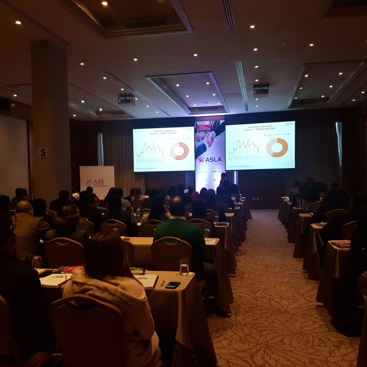 amchamperu's tweet photo. Hoy Carina Ortega y Felipe Aguirre de la Asociación de Buenos Empleadores #ABE presentaron #ASLA2017, el principal Congreso Empresarial especializado en temas laborales. ¡A continuar combatiendo la informalidad laboral! https://t.co/bA2HkflqOl