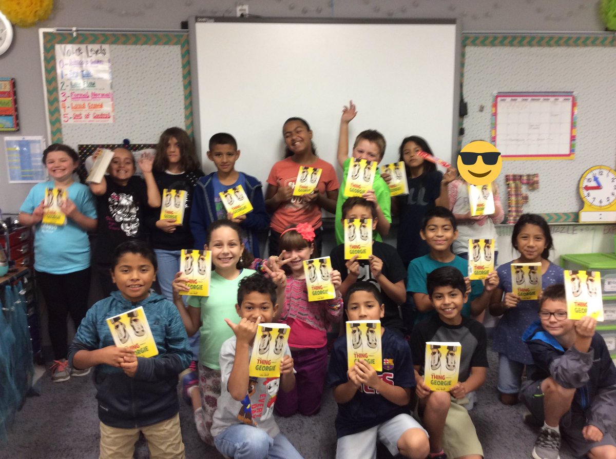 MrsHolbrook_4th's tweet photo. We just finished @lisagraff 's book The Thing About Georgie! They absolutely loved it 😍 #celebratelisd17 #ShareAGreatBook https://t.co/TSHcZkK2em