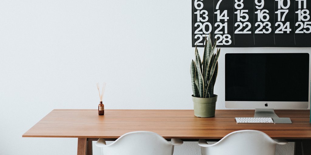 MOO's tweet photo. No room for a home office? Are you sure? 🤔 Read these #tips to see how much you can do with the tiniest spaces >> https://t.co/of5VPWX9n7 https://t.co/lu0tsQZgSE