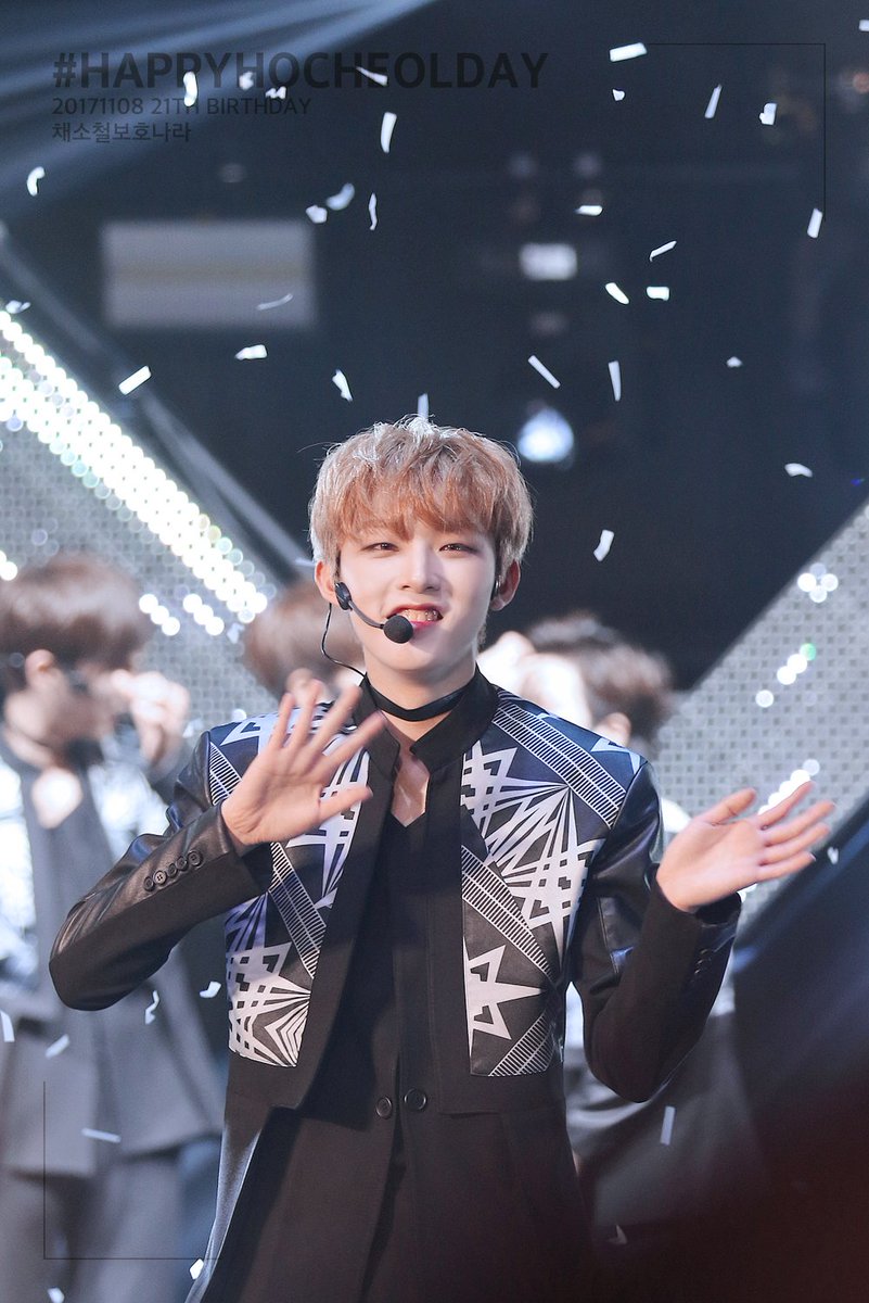 19971108_net's tweet photo. 호철아 너는 항상 빛나는 별이야✨ 
#HAPPYHOCHEOLDAY
#우리의_비타민_호철아_생일축하해
#호철 #채호철 #소년24 #BOYS24 https://t.co/s5xvTRsvtD