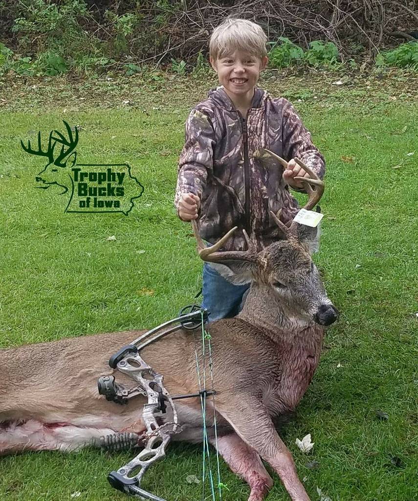 iowatrophybucks's tweet photo. Check out this buck that was harvested in Hardin county by 11 year old Jackson paglia!  Congrats Jackson! #trophyb… https://t.co/vQrq99lHsO https://t.co/krT7g7XJdI