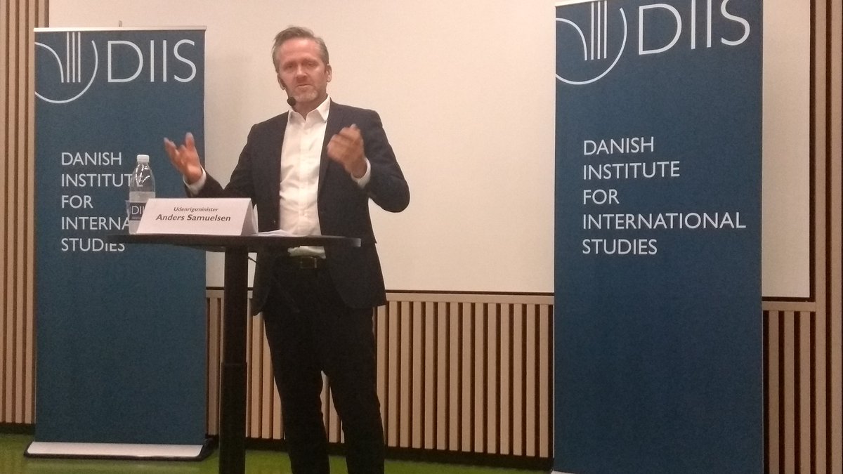 diisdk's tweet photo. 65% af dk ser globalisering som positivt men mange er bekymrede @DanishMFA på #diisseminar #mfadiis #dkpol #umdk https://t.co/60RTvQtA8h
