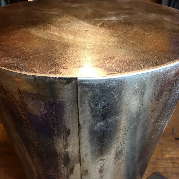 JulietteBigley's tweet photo. It never ceases to amaze me how soften an edge completely changes the character of a piece. #newwork #watchthisspa… https://t.co/CN3sIaT6jK https://t.co/nffcw54mVO