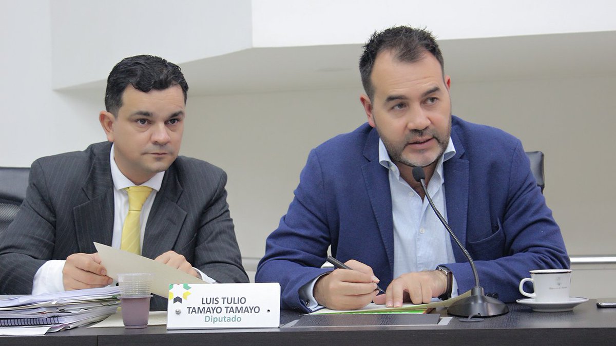 GobdeSantander's tweet photo. Secretarios de Hacienda @elsycaballero1, Interior @manuelsorzano y Desarrollo @PradaCobos participan en sesión de la Comisión Primera de @asambleastder. https://t.co/NFNN4MkGS6