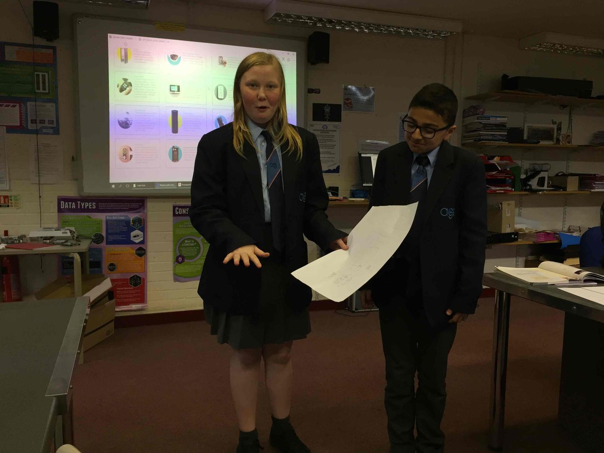 missedabracket's tweet photo. Some real enthusiasm presenting IoT ideas for #LittleBigFutures with @STEMLearningUK &amp; @Cisco resources. #Computing https://t.co/WWQUVm5uiW