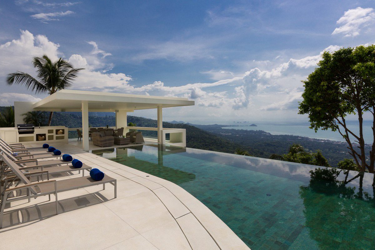 TheSamuiVillas's tweet photo. A memorable scene in its vantage point! https://t.co/cKH41j4rwx #travel #KohSamui #luxuryvilla #Holiday #vacation #lifestyle #horizon https://t.co/qxYwO7xPNa
