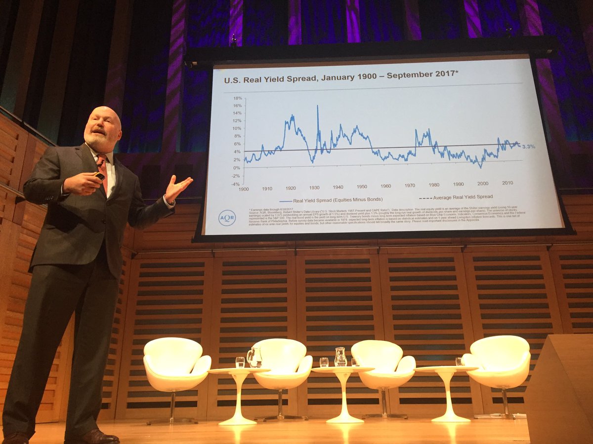 NicoleShihuiXU's tweet photo. Equity-bond spread today #InsightSummit2017 https://t.co/WxuFH5PpWs