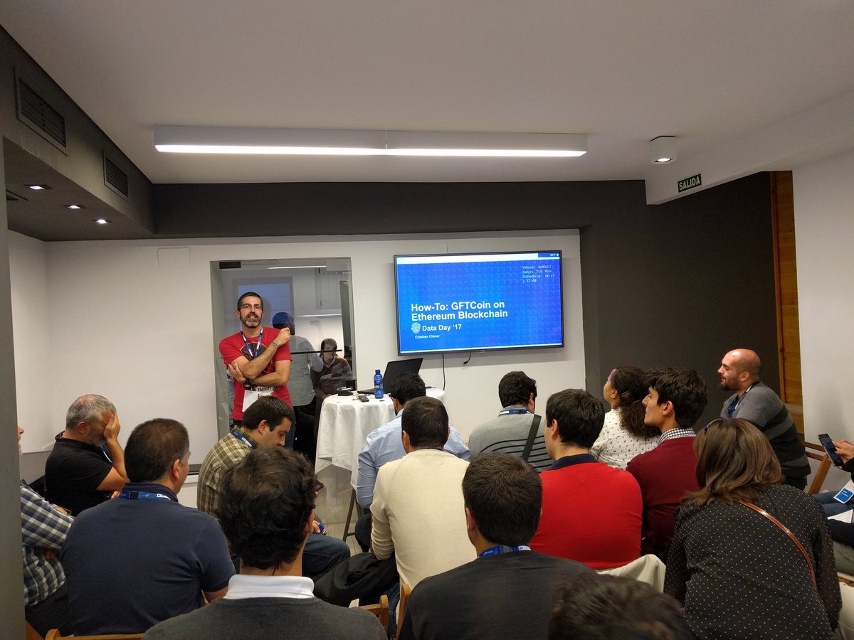 josedelasheras's tweet photo. #fullhouse on #cryptocurrencies concepts with @echiner #GFTDataDay17 https://t.co/wS4gF9w0oG