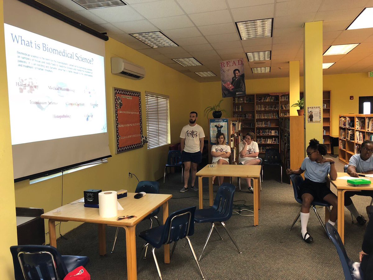 bdaprinciples's tweet photo. Great workshop this morning by @DMUglobal @dmuleicester students at #ClearwaterMiddleSchool #ScienceWithScientists2017 #DigicelBermuda https://t.co/hyhxAkxsR7