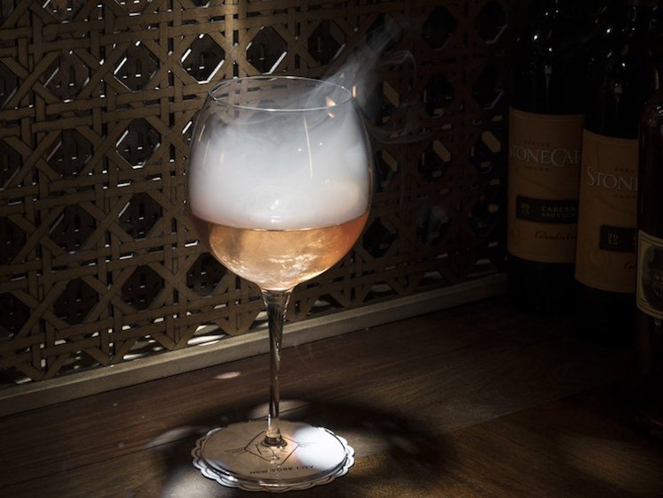 OutTraveler tweet media