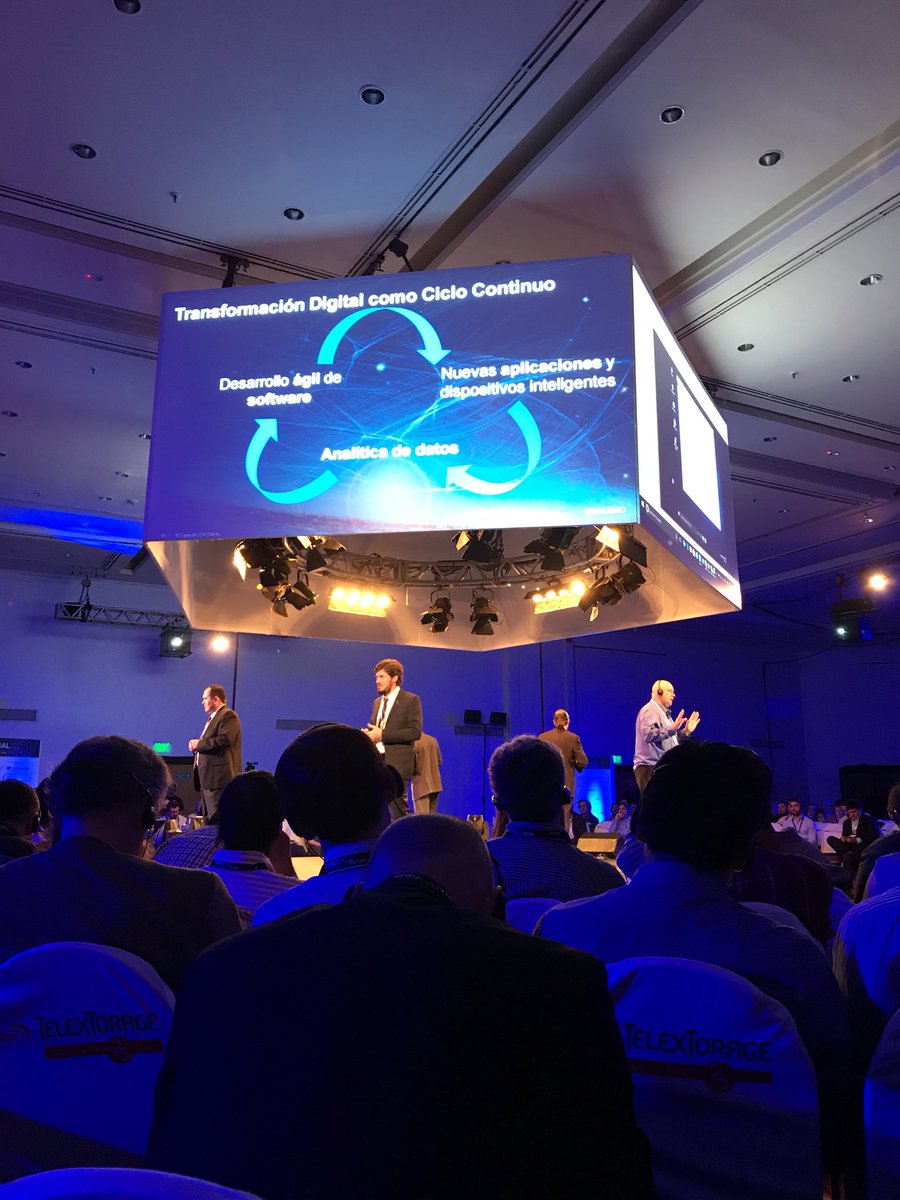 JULIPI's tweet photo. #TransformacionDigital como ciclo continuo #DellEMCForum #argentina https://t.co/Uf9DKPqNTZ