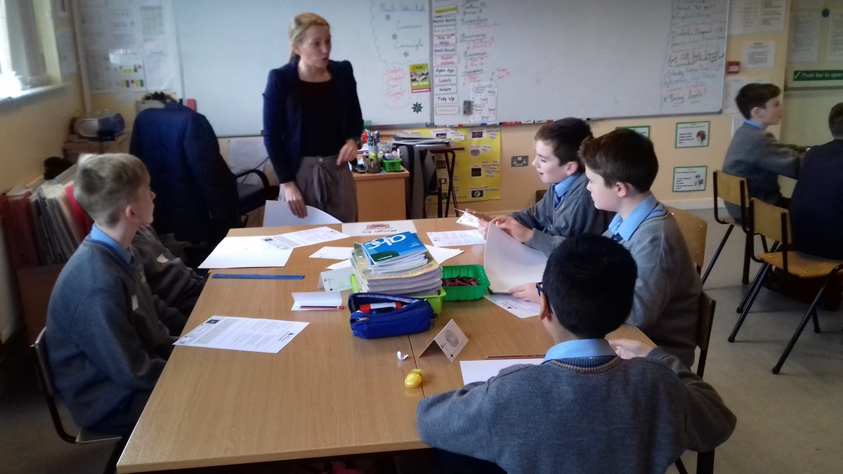 DrimnaghCastleP's tweet photo. Thanks to Sinead from @TV3Ireland who gave "The Power of Design" module to 6th Class today.@CollegeAware @JA_Irl #processofdesign https://t.co/7MVdOEYKSn