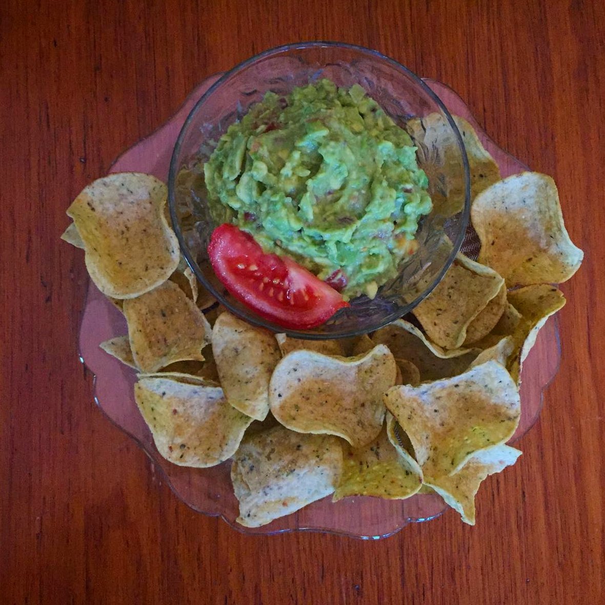 DippinChips's tweet photo. It's #TacoTuesday, which basically means we're spending the day dreaming of guac 😍🌮😍🌮 https://t.co/9t5ihempQQ