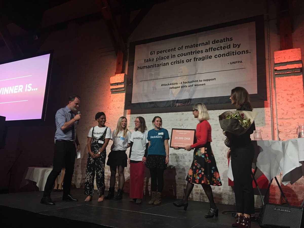 LivogStormsmor's tweet photo. And the Proud Winner #Hack4Girls https://t.co/vYSpd6eiLF