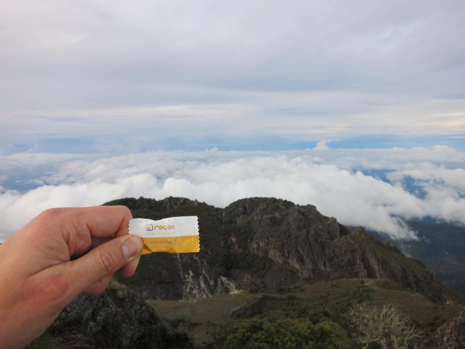 rocon_gmbh's tweet photo. Mit #rocon ungeahnte Höhen erreichen: voller #Energie hat unser Kollege Peter Riehn den Volcan Baru in #Panama erklommen!
#Urlaub #roconroll https://t.co/OXhQHPiQvp