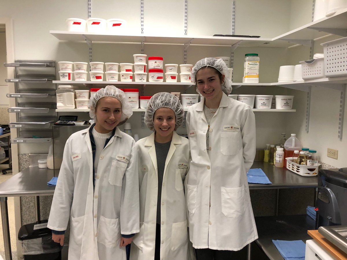 IntlFood's tweet photo. @CorJesuAcademy! We hope your students enjoyed shadowing our R&D team to yesterday to learn more about the food science industry. #2017EXP3 https://t.co/PhWMMDwhB0