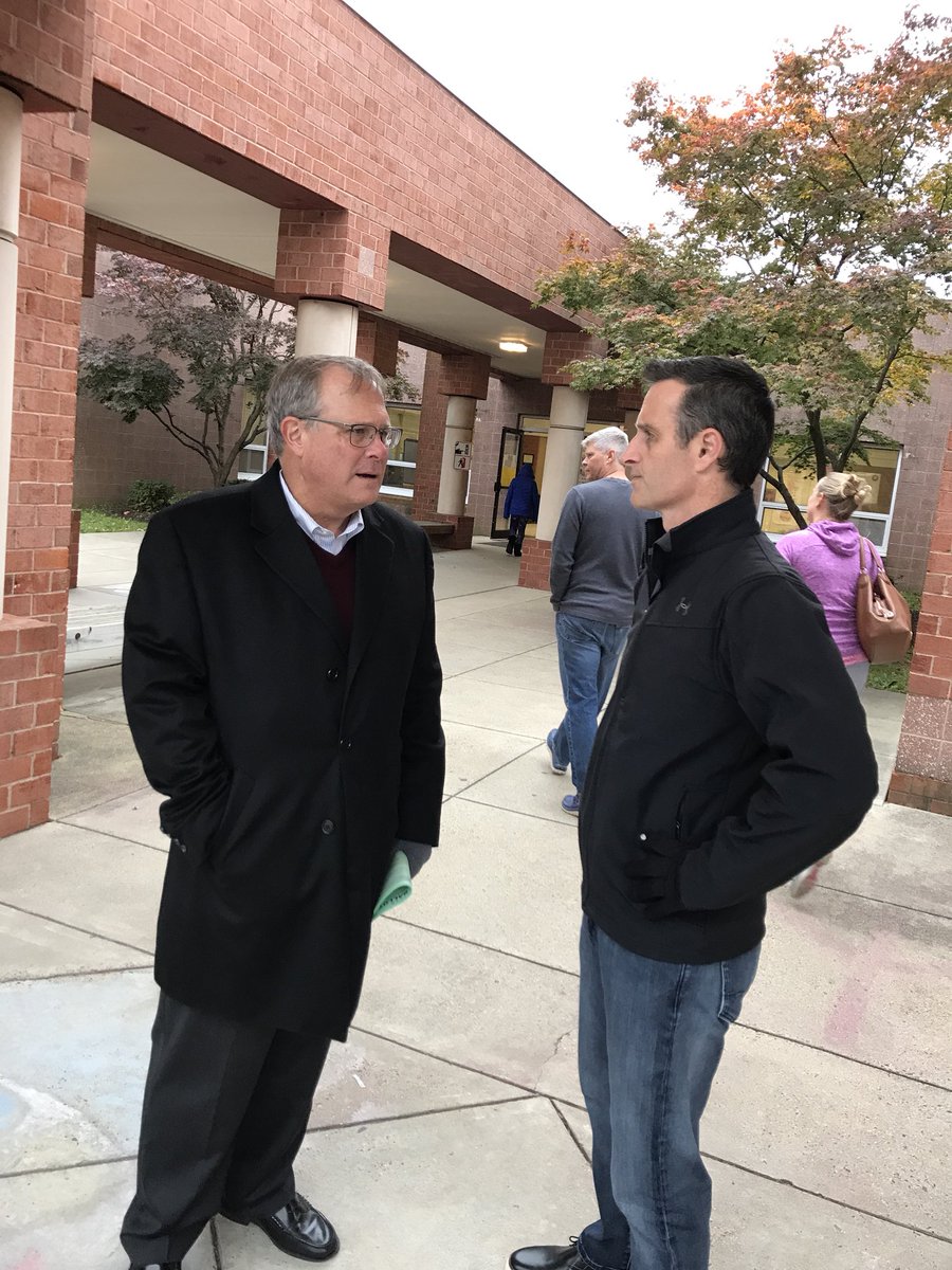 VA_GOP's tweet photo. Busy Walples Mill precinct #Fairfax coming out to support @JimLeMunyon in #HOD67. #RPV2017Tour #TurnVARed https://t.co/cgHMVLHiFn