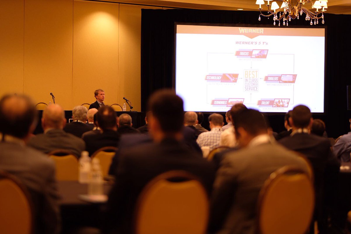 eyefortransport's tweet photo. Nathan Johnson, Werner Enterprises speaking at #CIOUS17 in Austin on developing an #ITstrategy capable of defining your #operations https://t.co/tiz4IqwMcr