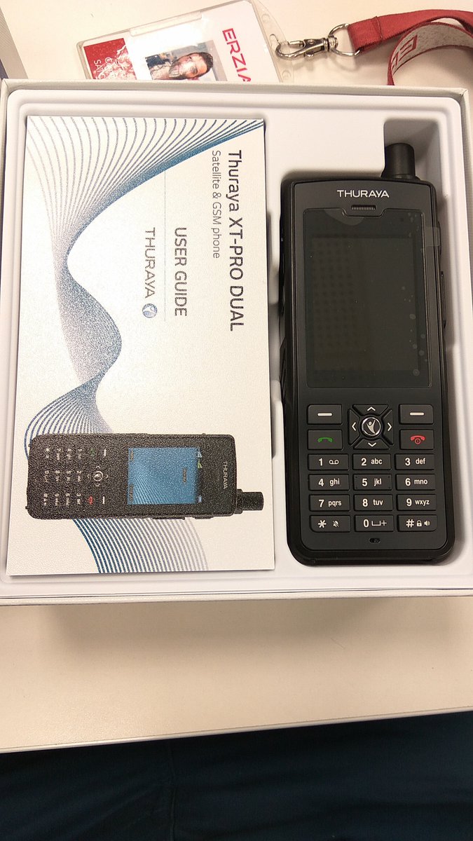 ERZIAItalia's tweet photo. On my desk the new #Thuraya #XTPRO #DAUL - hal #GSM half #SAT @ThurayaTelecom 🔝💪👌🛰️📡📱 https://t.co/47Nw7MBOjf