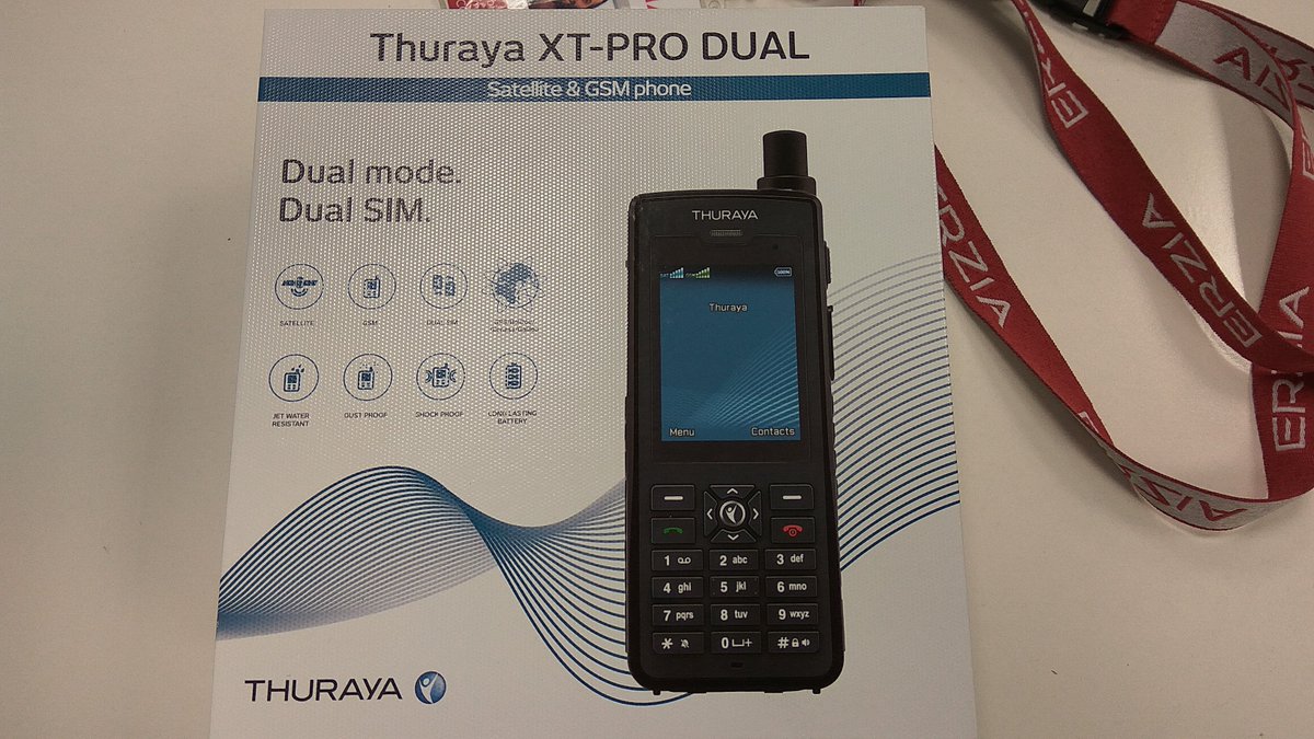 ERZIAItalia's tweet photo. On my desk the new #Thuraya #XTPRO #DAUL - hal #GSM half #SAT @ThurayaTelecom 🔝💪👌🛰️📡📱 https://t.co/47Nw7MBOjf