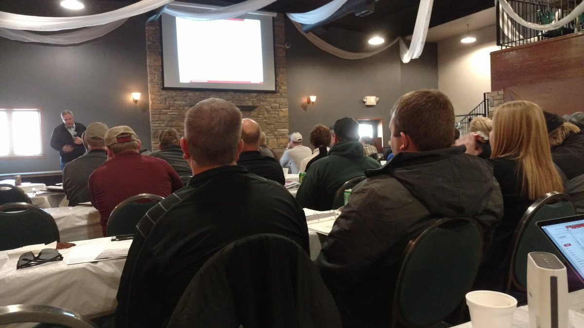 HarmonWilts's tweet photo. DEKALB-Asgrow Dealer Post harvest meeting. Dealers learning about hybrid & variety performance & postioning. #dekalbemployee #yieldhunt17 https://t.co/LNZCiTa3ca