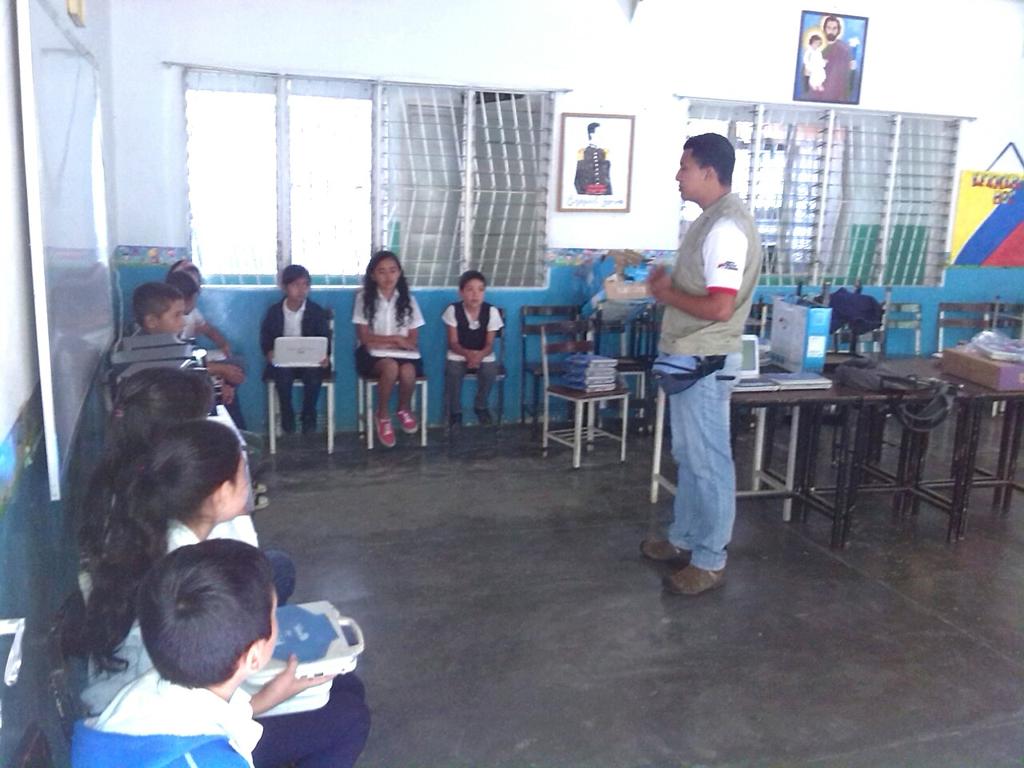 CbitRancheria's tweet photo. @FundabitMerida las repeticiones de canaimas llegan a las escuelas más retiradas de nuestro municipio. En esta ocasión en la U. E San José https://t.co/yLlBOLgHJI