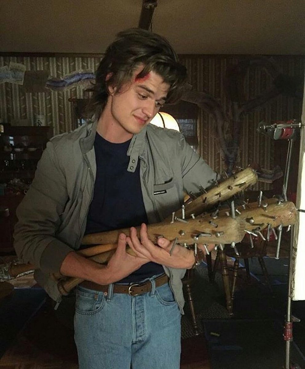 LaunchBoks's tweet photo. Steve and his babies! Respect! #StrangerThings #netflix #SteveHarrington #launchboks https://t.co/8QxpnAPHNc