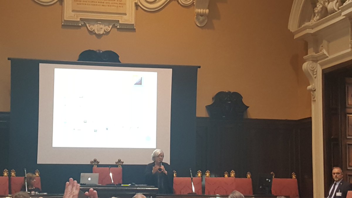univca's tweet photo. Il Rettore Maria del Zompo all'inaugurazione del @Festivalscienza a Cagliari #cagliariscienza17 https://t.co/xInTNH4MM2